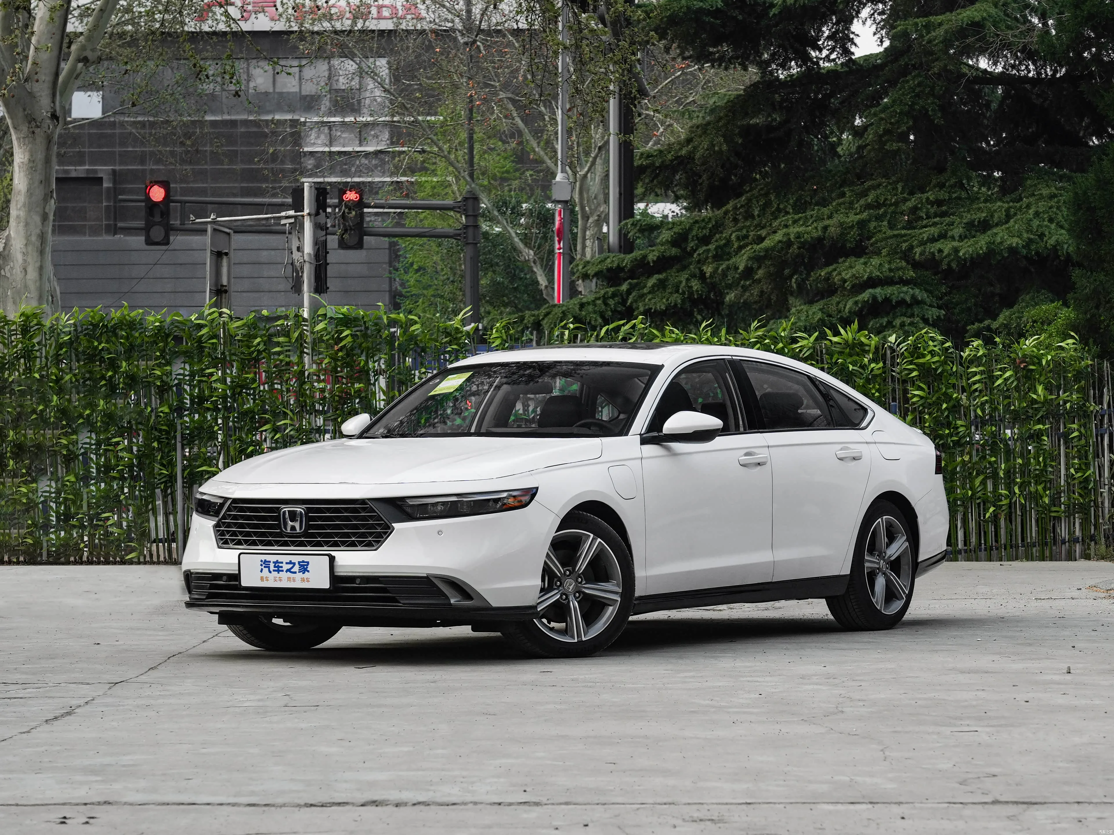Honda Accord PHEV 2025 — купить в Минске