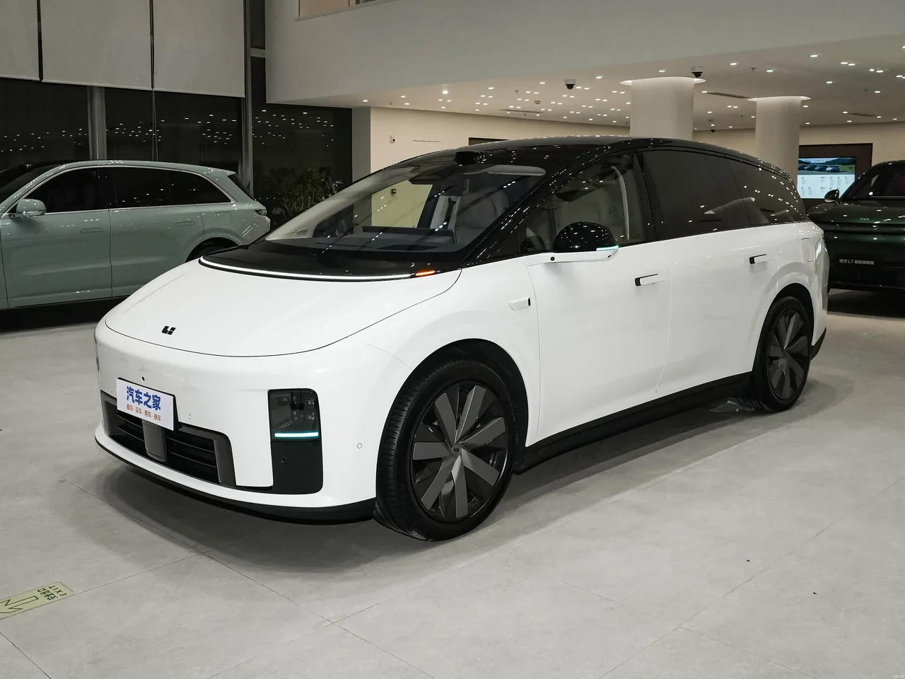Li Auto i8 — регламент ТО