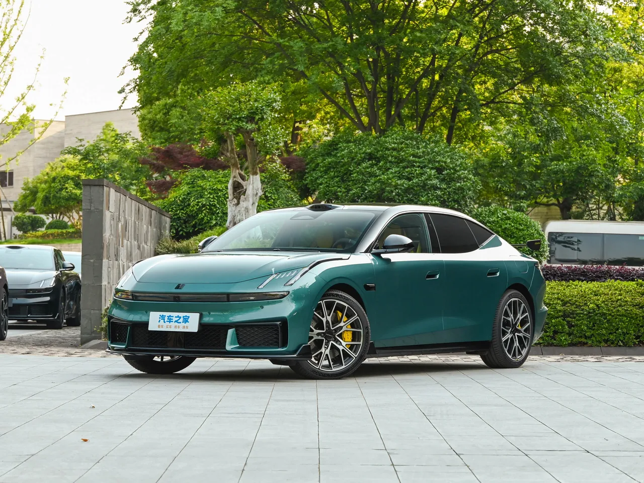 Lynk & Co 10 — регламент ТО