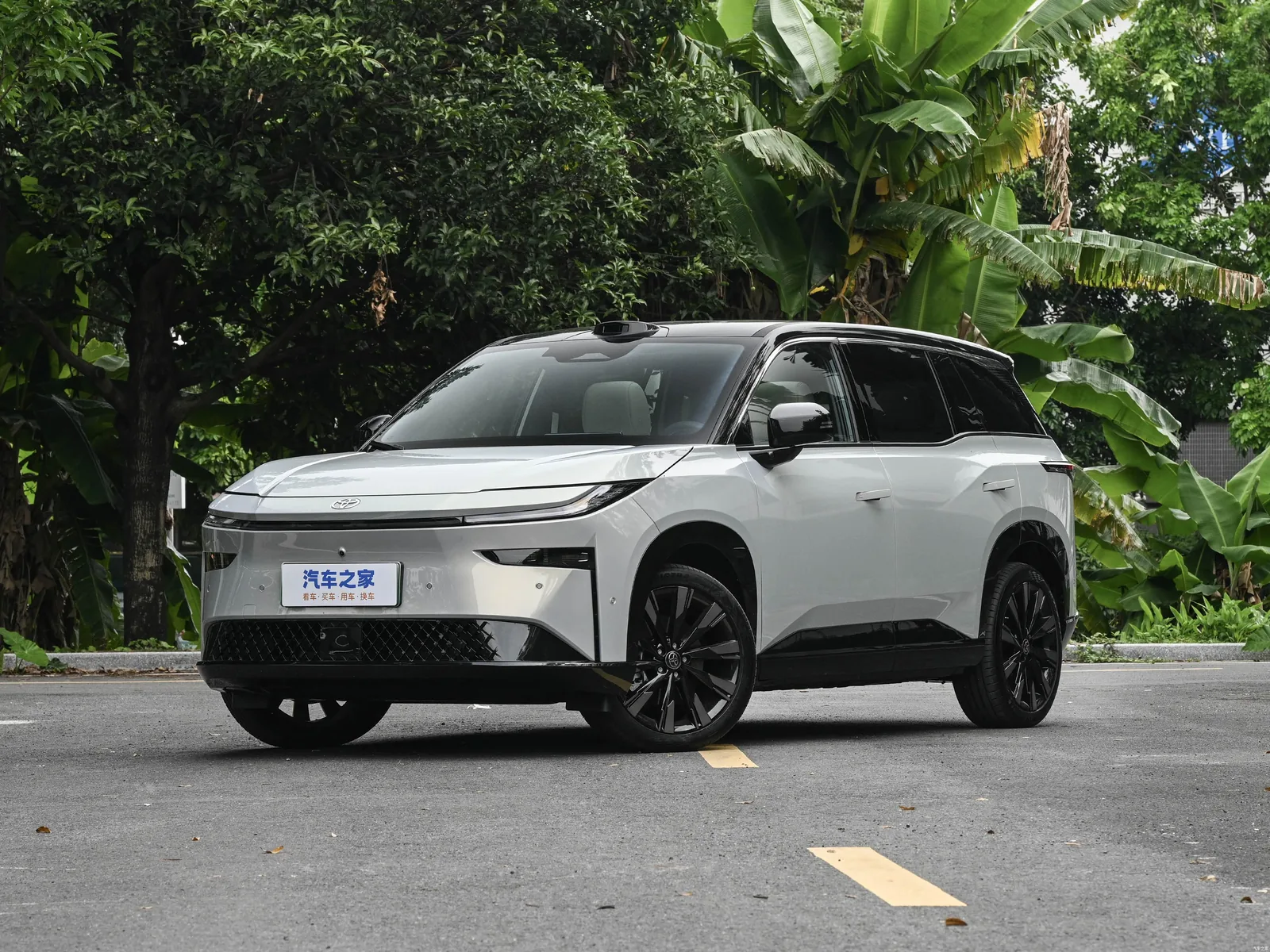 Toyota bZ3X — регламент ТО