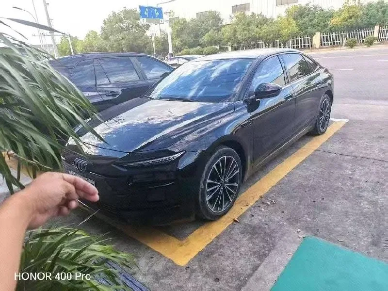 Audi A6L e-tron 2026 — купить в Минске