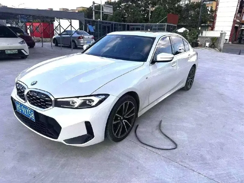 BMW 325i 2024 — купить в Минске