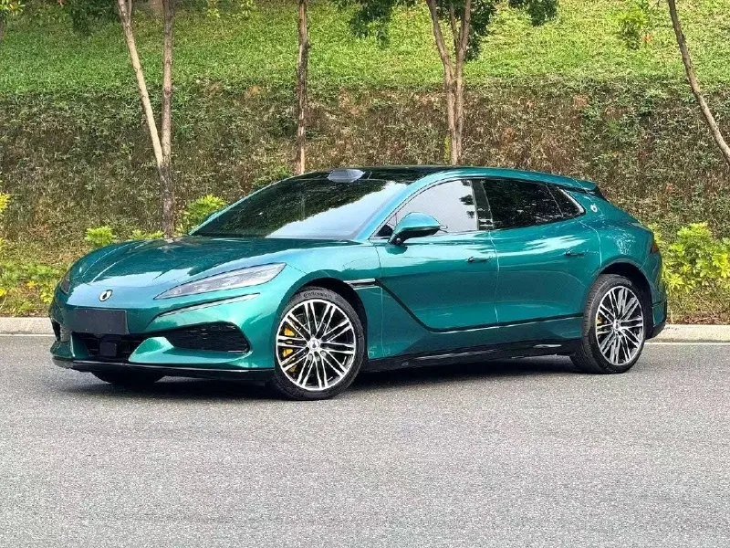 Denza Z9GT 2026 — купить в Минске