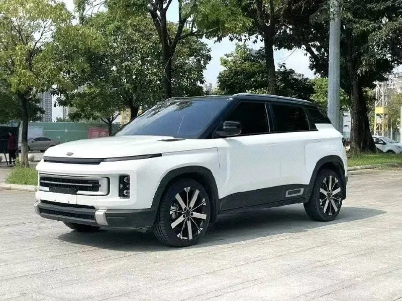 Geely ICON 2023 — купить в Минске