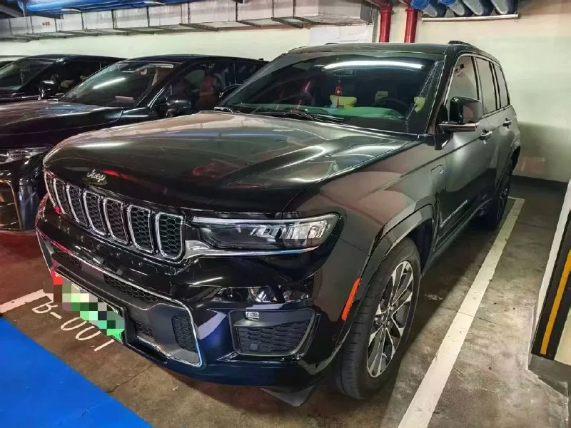 Jeep Grand Cherokee 2023 — купить в Минске